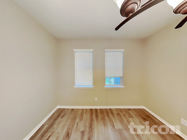 Building Photo - 16207 Augusta Oaks Court