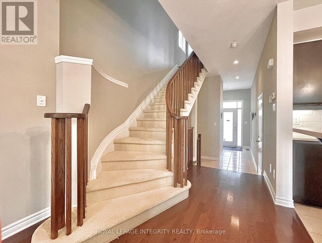 Photo du bâtiment - 616 Whitecliffs Ave