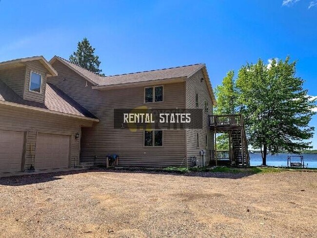 Foto del edificio - 3 bedroom in Tomahawk WI 54487
