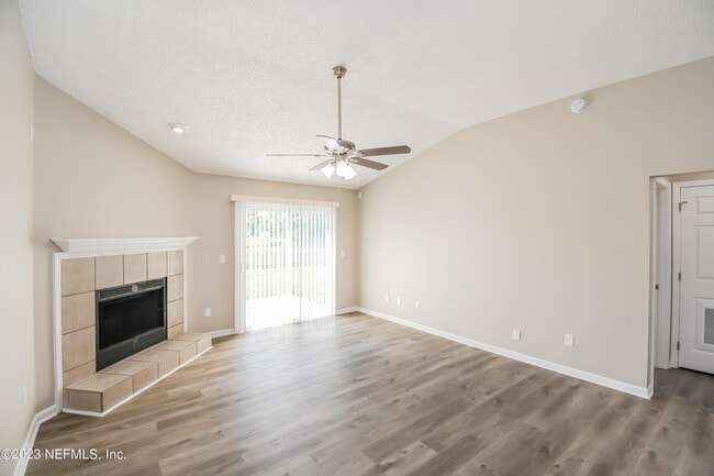 Building Photo - 542 Ashcroft Landing Dr