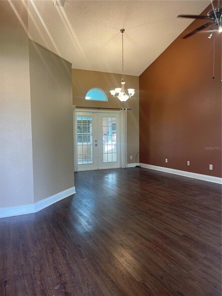 Foto del edificio - 493 Harvest Oak Court