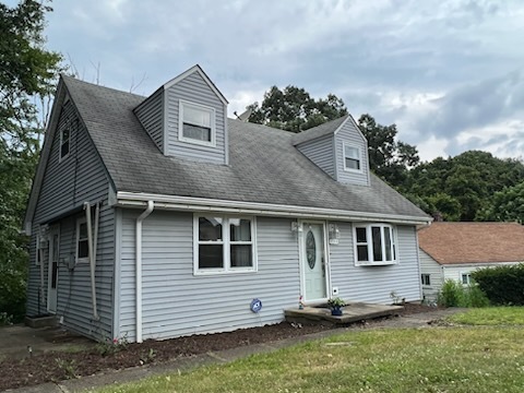 Primary Photo - 290 Spring Run Rd