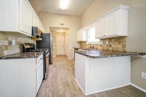 Building Photo - 905 Castlerock Way