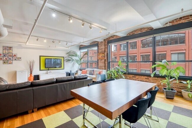 Foto del edificio - 121 Beach St
