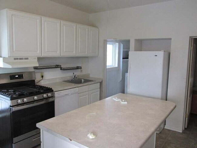 Foto del edificio - 922 Butte Ave