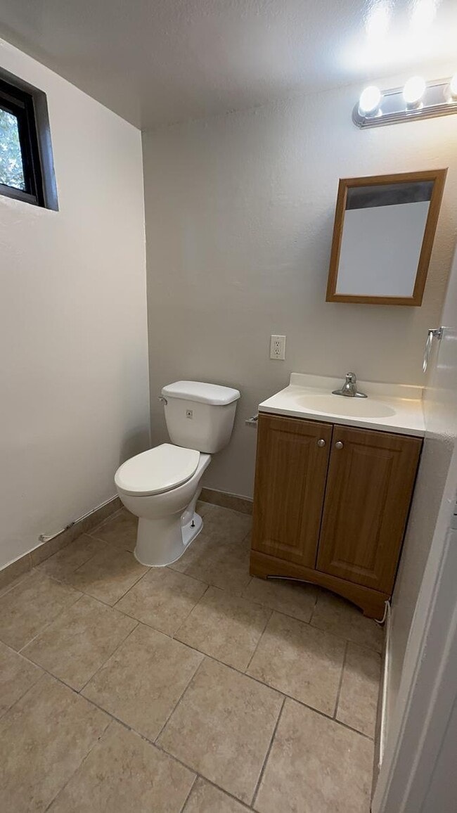 Interior Photo - 8742 Orion