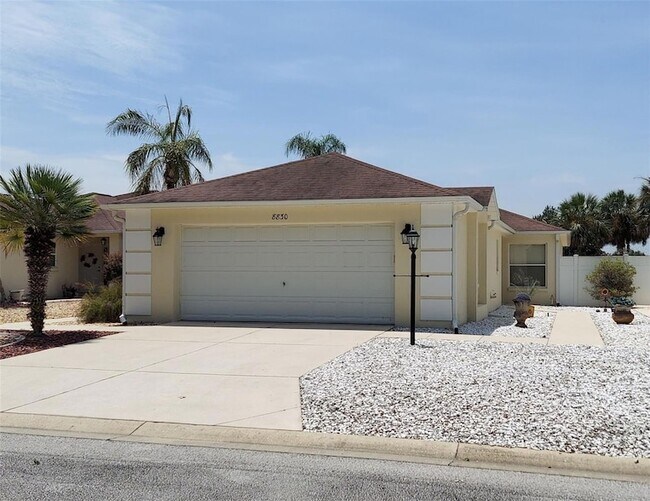 Foto del edificio - 8830 SE 167th Mayfield Pl