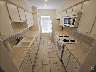 Building Photo - 2350 Bering Dr