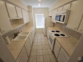 Building Photo - 2350 Bering Dr