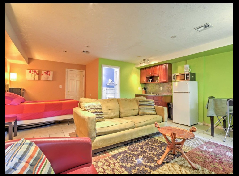 285 Claremont Ave, Jersey City, NJ 07305 Apartments at 285 Claremont