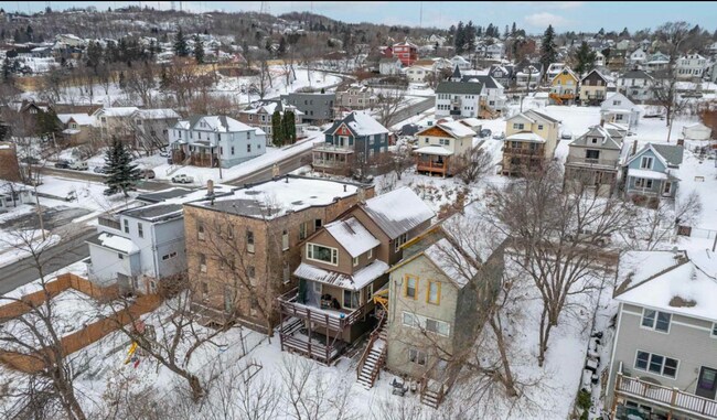 Foto del edificio - 10 E 5th St