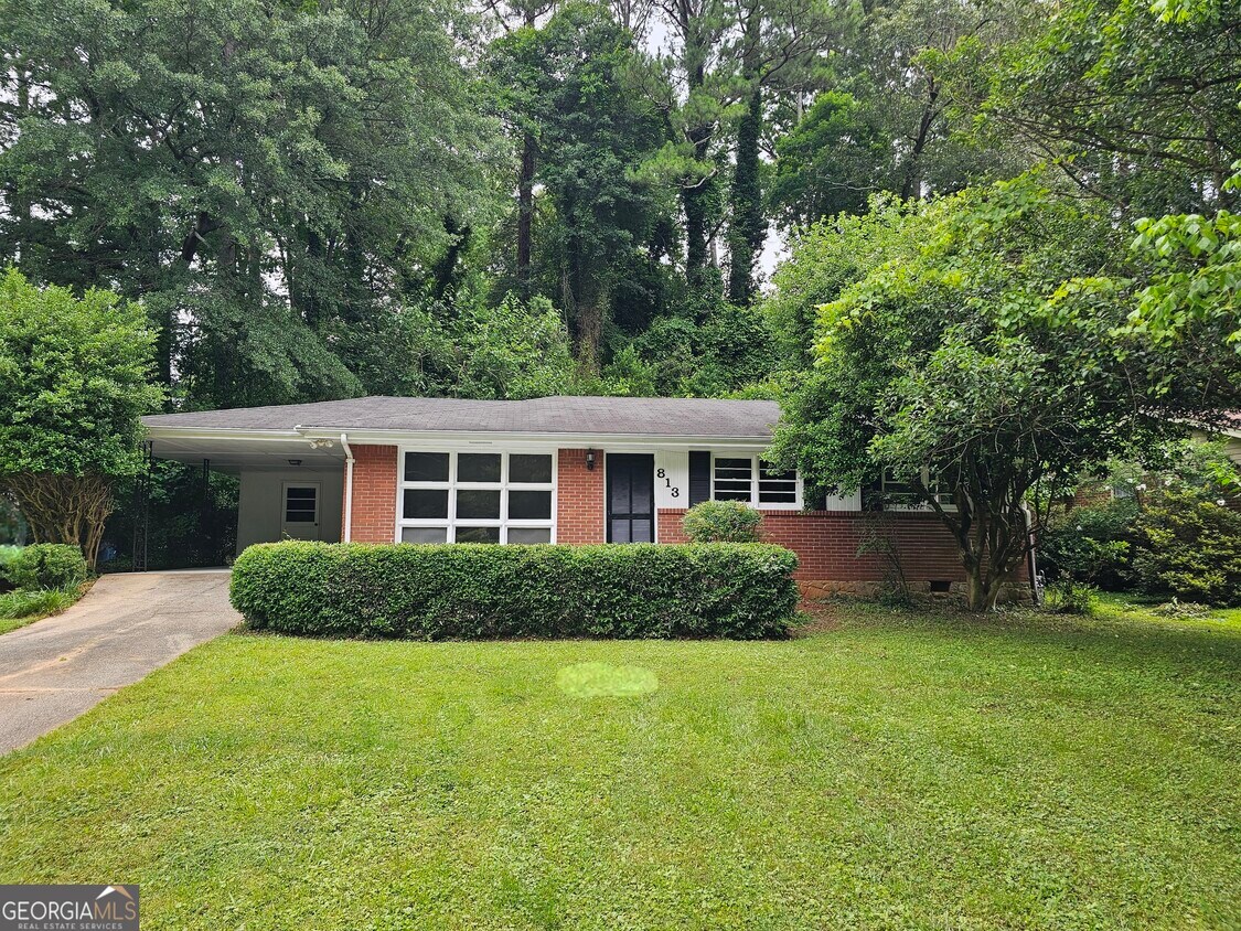 Primary Photo - 813 Crockett Ct