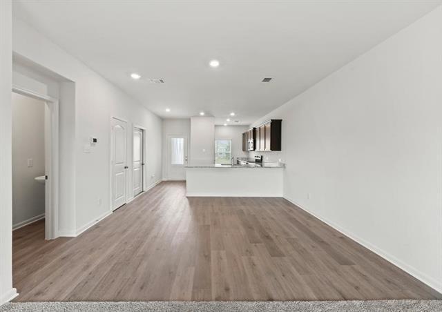 Building Photo - 932 Crimson Wolf Rd