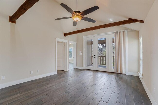 Foto del edificio - 154 Woodcreek Dr