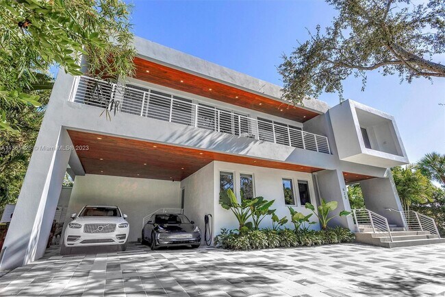 Foto del edificio - 425 Harbor Dr