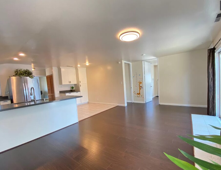 Foto del edificio - 215 Woodward Ave