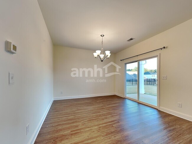 Foto del edificio - 231 Lake End Dr