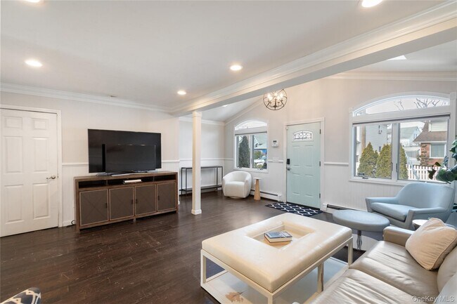 Foto del edificio - 6 Charles Pl