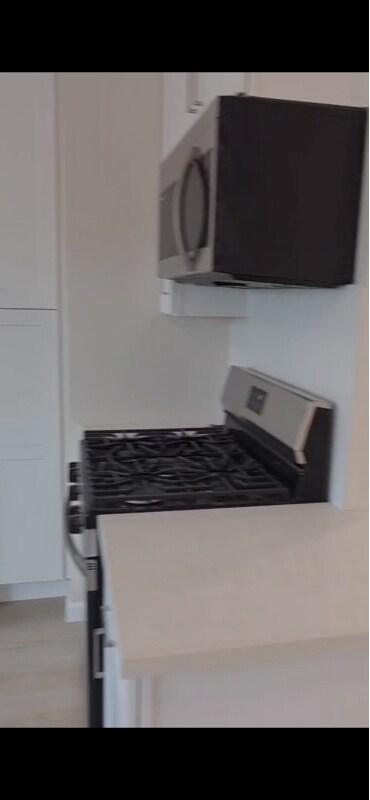 Foto del edificio - 1435 E Maple St