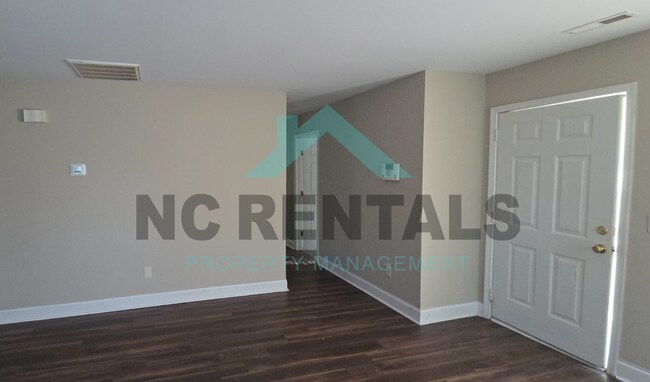 Foto del edificio - 3206 Spring St