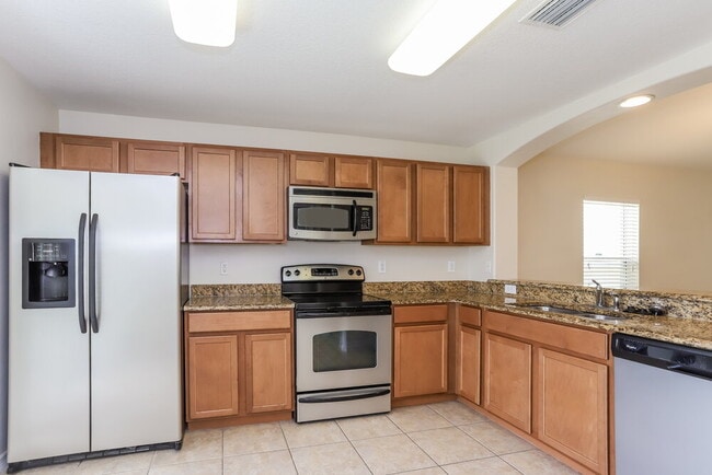 Foto del edificio - 15405 Quail Woods Pl