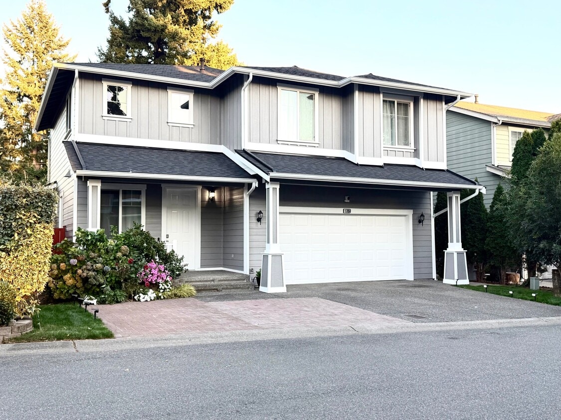 Photo - 17850 110th Pl SE (Renton, WA)