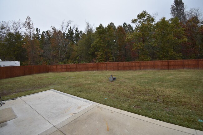 Foto del edificio - Coming Soon!! 4 Bedrooms and 2.5 Baths- Ke...
