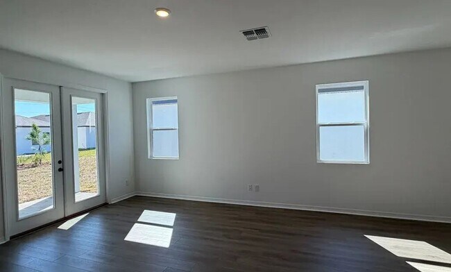 Foto del edificio - Brand-New Luxury Rental in Sunbrooke | Upgrades Throughout!