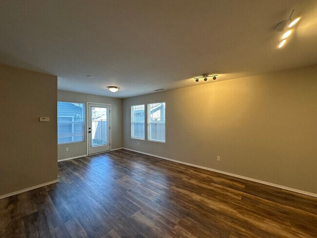 Foto del edificio - 1190 Griggs St