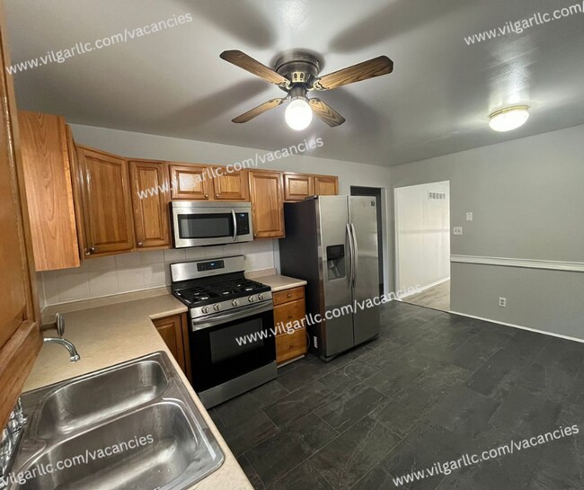 Foto del edificio - 5109-5111 W 78th Ln