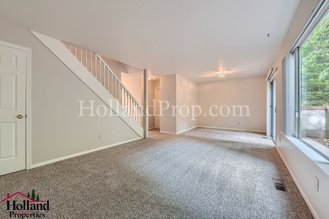 Foto del edificio - 17910 Oatfield Rd