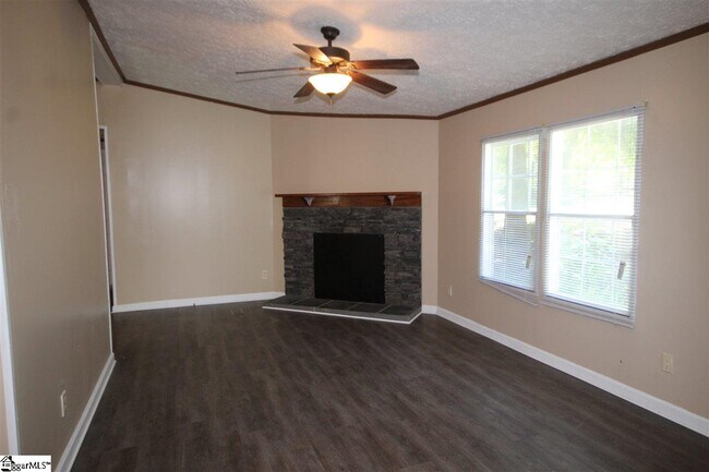 Building Photo - 136 Fieldmont Cir