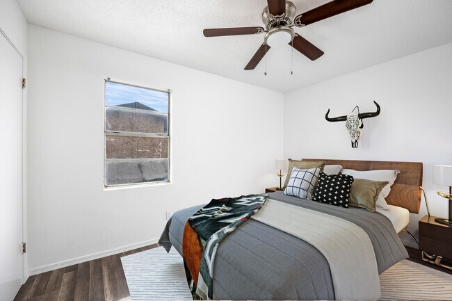 Foto del edificio - 1415 Brown St