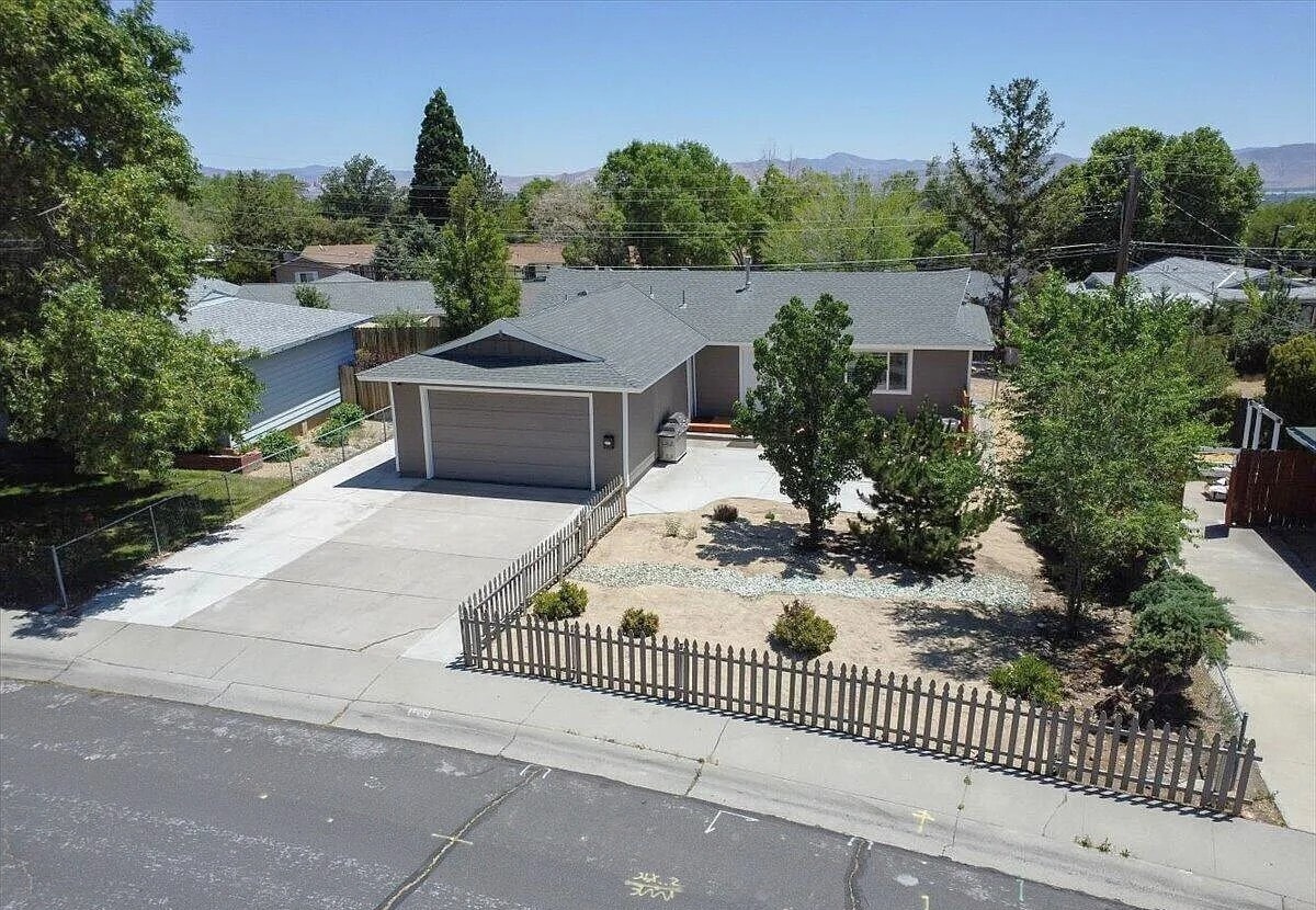 Primary Photo - 1340 Rayburn Dr