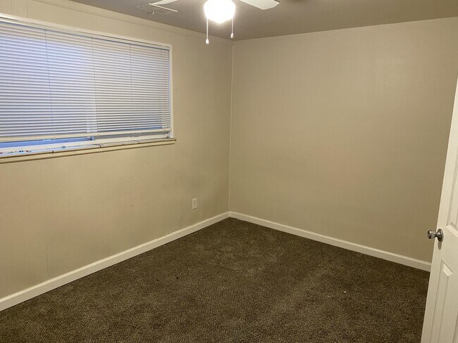 Building Photo - 1590 Swadley St