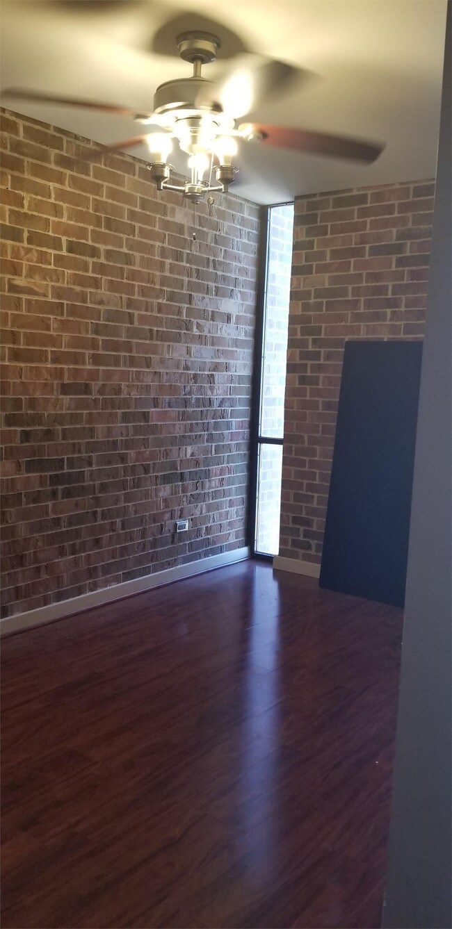 Building Photo - 2933 Baltimore Ave