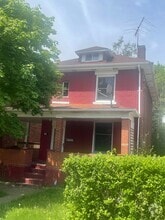 Building Photo - 108 Fulton Pl