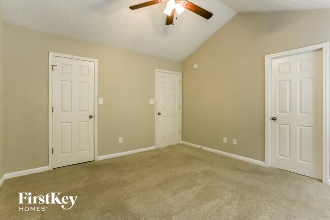 Foto del edificio - 109 Fieldcrest Dr