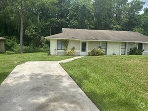 Building Photo - 1926 Bonneville Dr