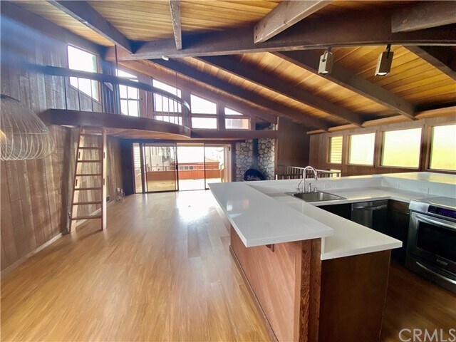 Foto del edificio - 2322 Pacific Dr