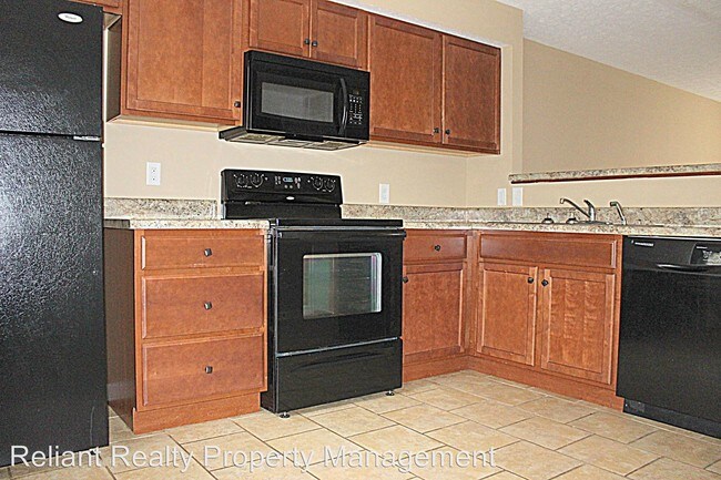 Building Photo - 689 Oliver Loop