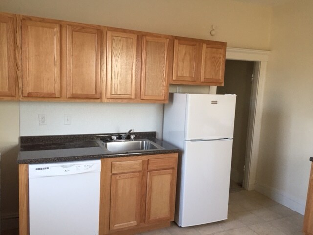 Building Photo - 9 Egremont Rd