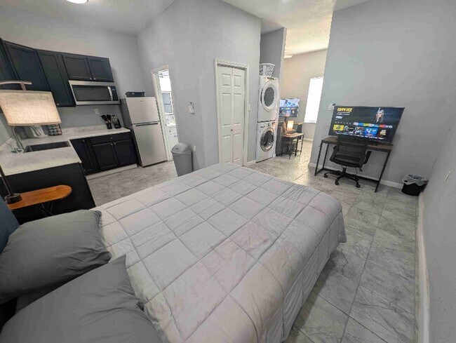 Foto del edificio - 503 E 6th St