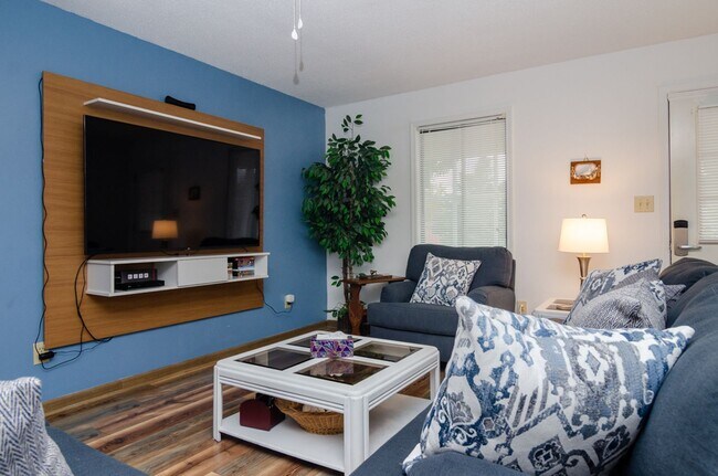 Foto del edificio - (K109) 109 4th Ave S, Kure Beach, NC 28449