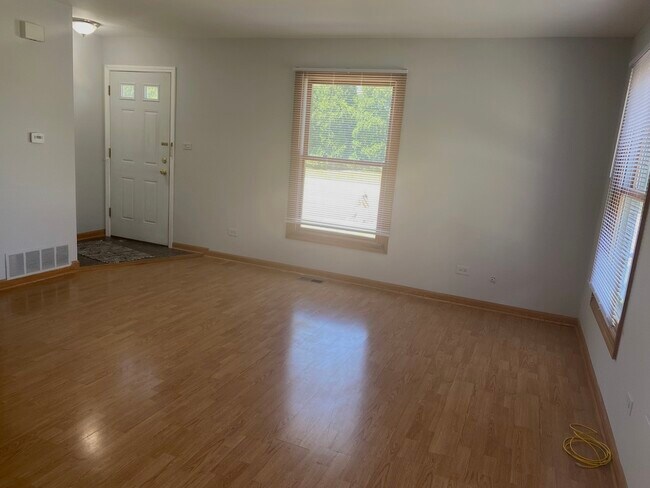 Foto del edificio - 856 Inverrary Ln