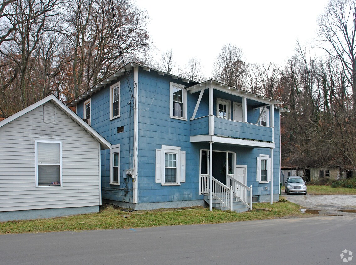 Building Photo - 22 Craven St