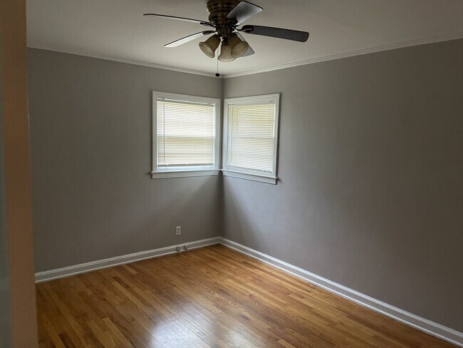 Foto del edificio - 3548 Princeton Rd