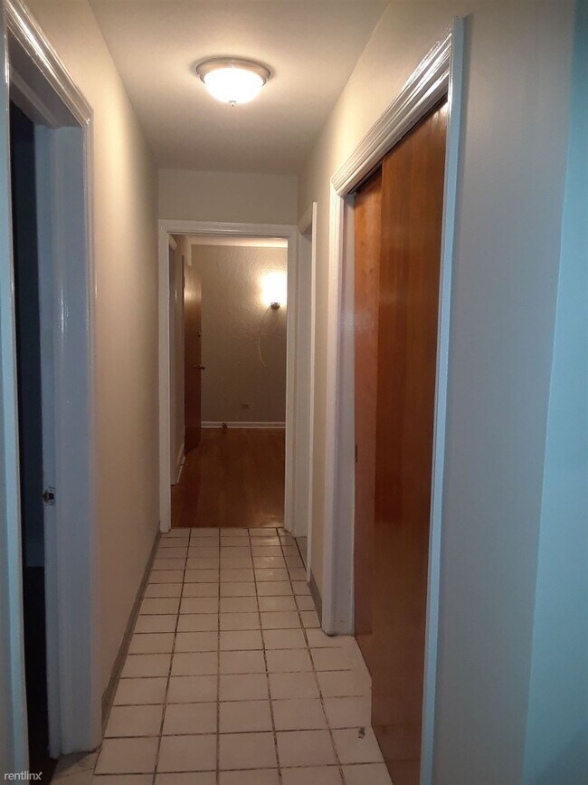 Foto del edificio - 3 br, 1 bath House - 16 Nobile St