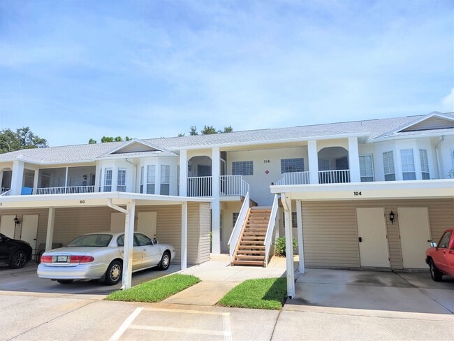 Building Photo - Annual Furnished - Attractive 2 Bedroom 2 Bathroom Plus a Den Condo with 2nd floor Reserve View!