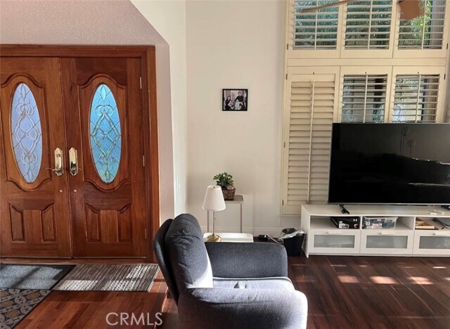 Foto del edificio - 9 Oak Tree Ln
